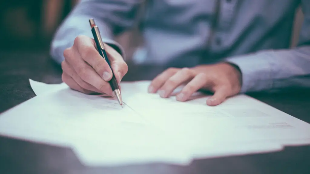 Quantity Surveyors Wellington reviewing construction documents